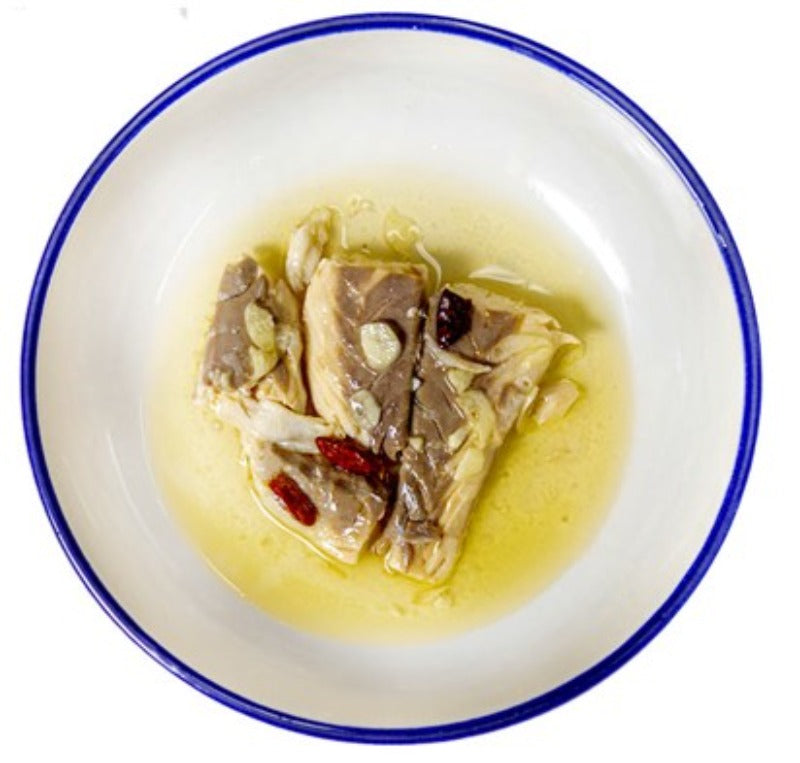 ALALUNGA LUBINA A LA BILBAINA - SEA BASS WITH GARLIC AND CAYENNE PEPPER - ARC IBERICO IMPORTS